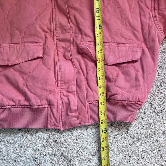 Streetwear Universal Thread Women’s Quilted coral Bomber Jacket L - Picture 8 of 10